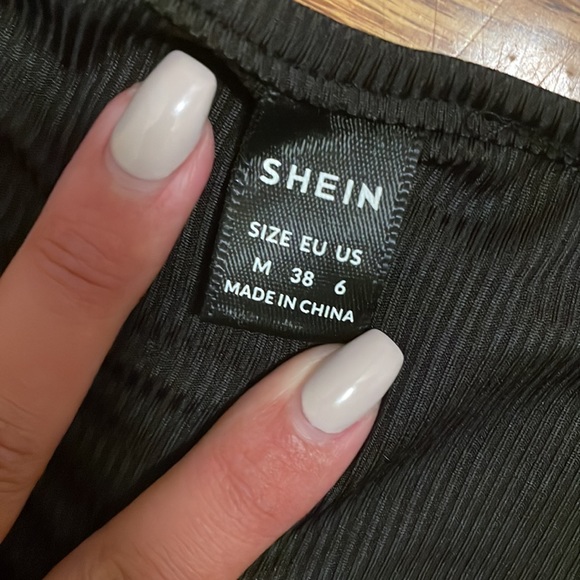 Woman’s Cut Shoulder Blouse - Picture 2 of 4